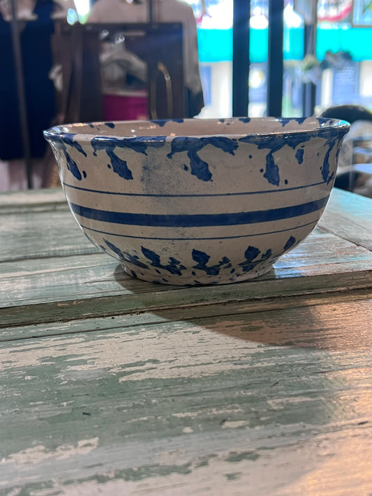 Antique Sponge ware Batter Bowl