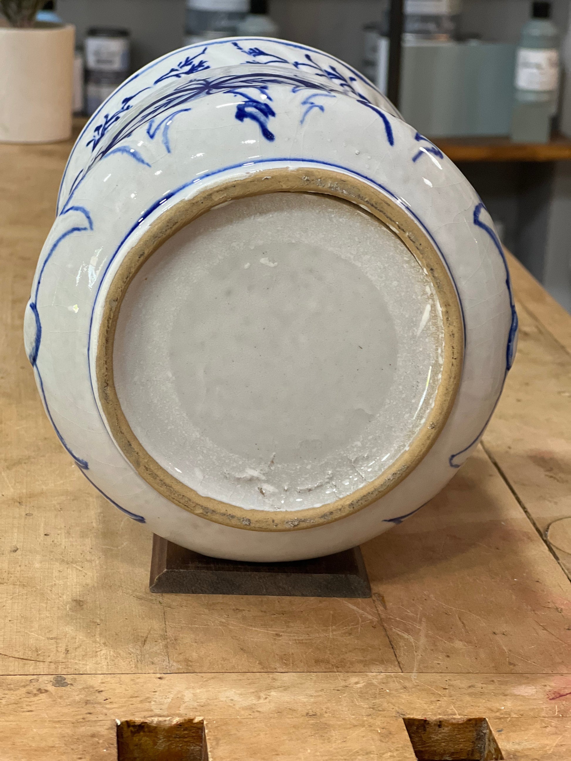 German Blue Onion Salt Box with Lid Orlando Estate Auction