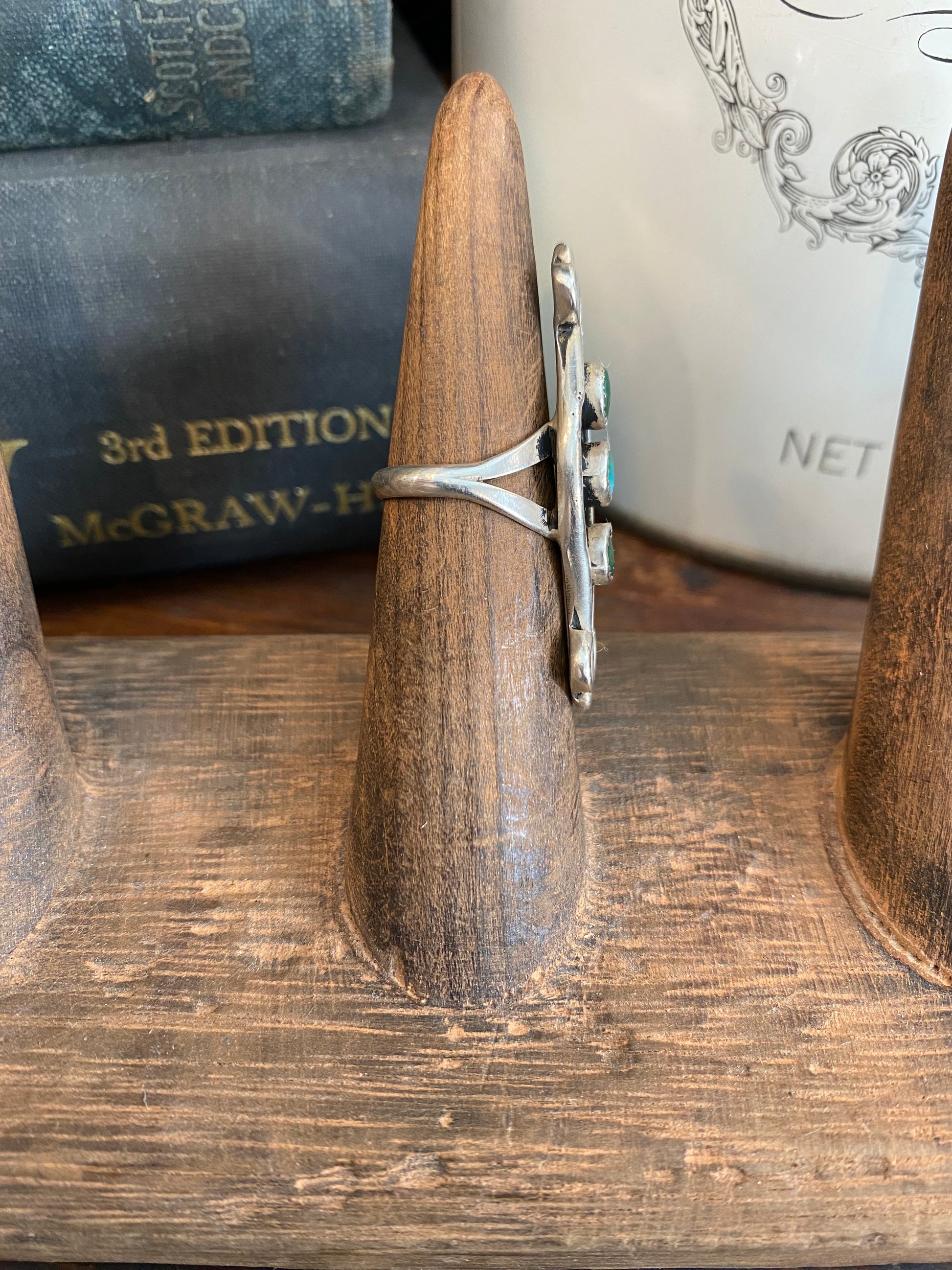 Vintage Zuni Handmade Sterling Turquoise Ring