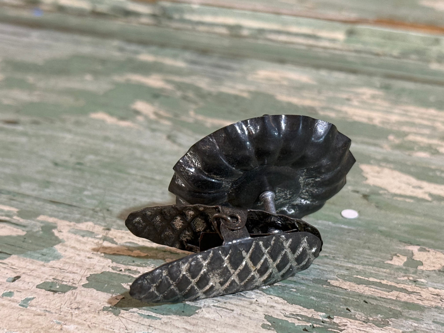 Vintage Christmas Silver Metal Candle Clip