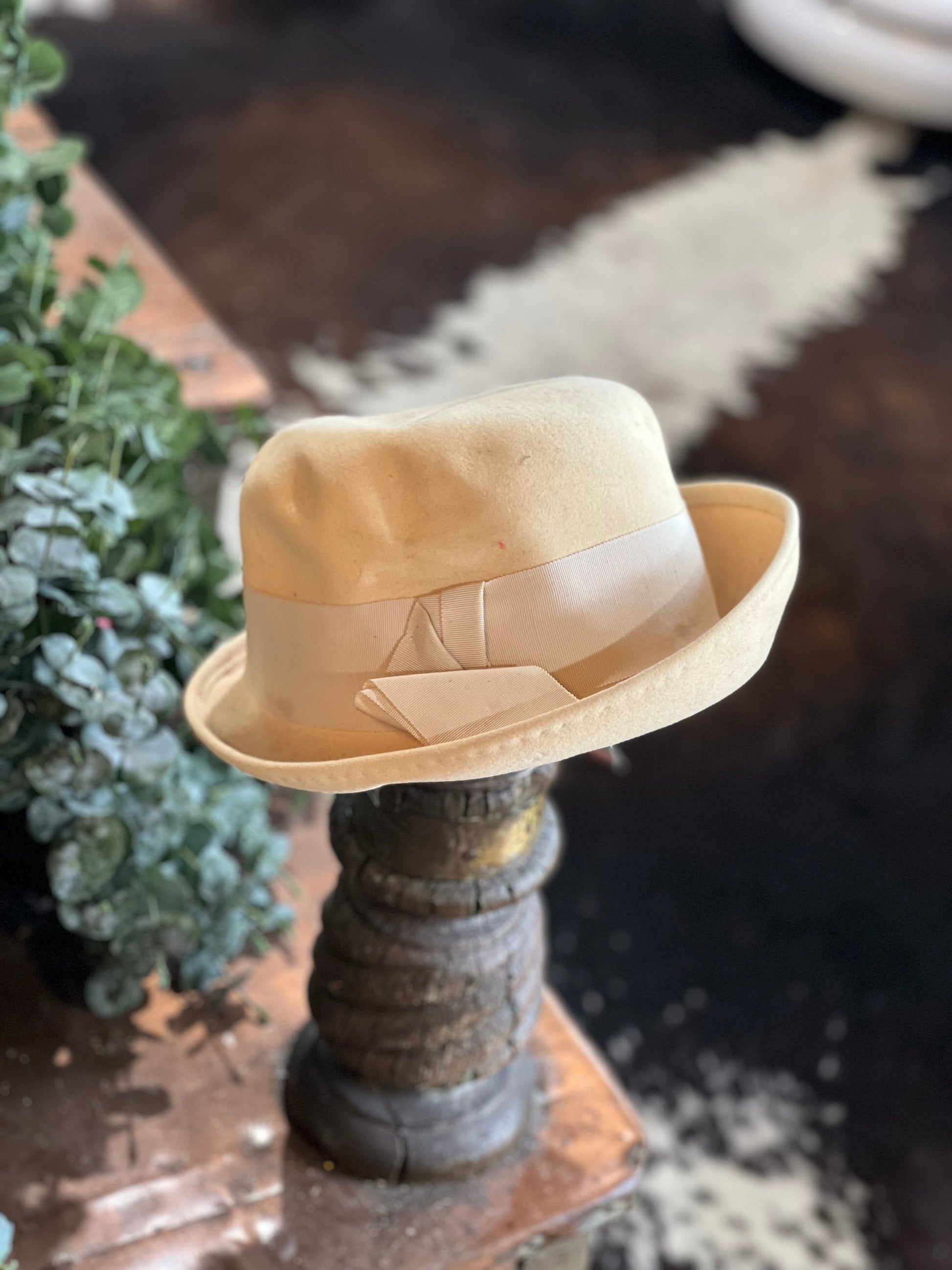 Vintage Pale Yellow Fedora Hat