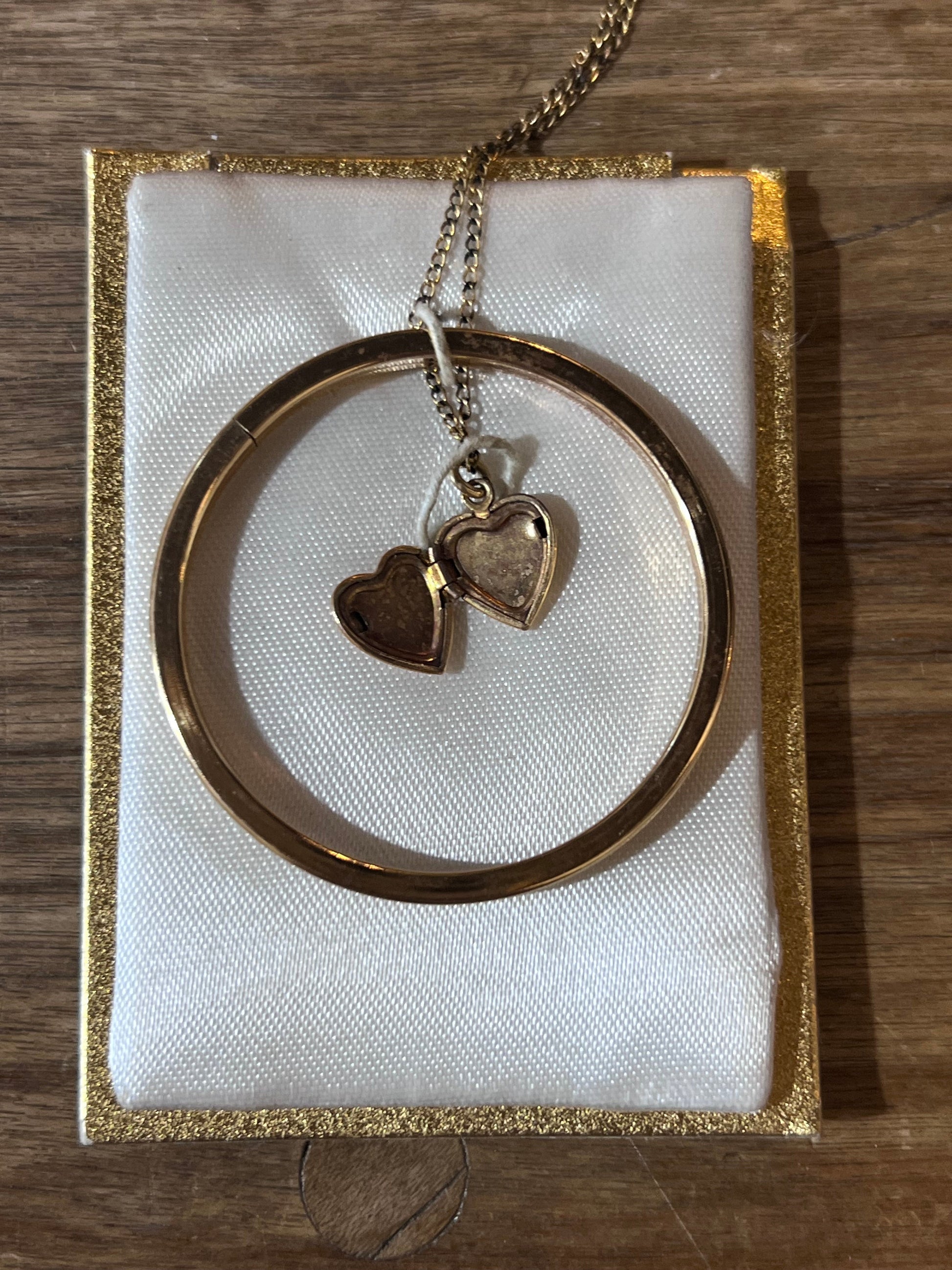 Vintage Child Sized Locket & Bracelet Set