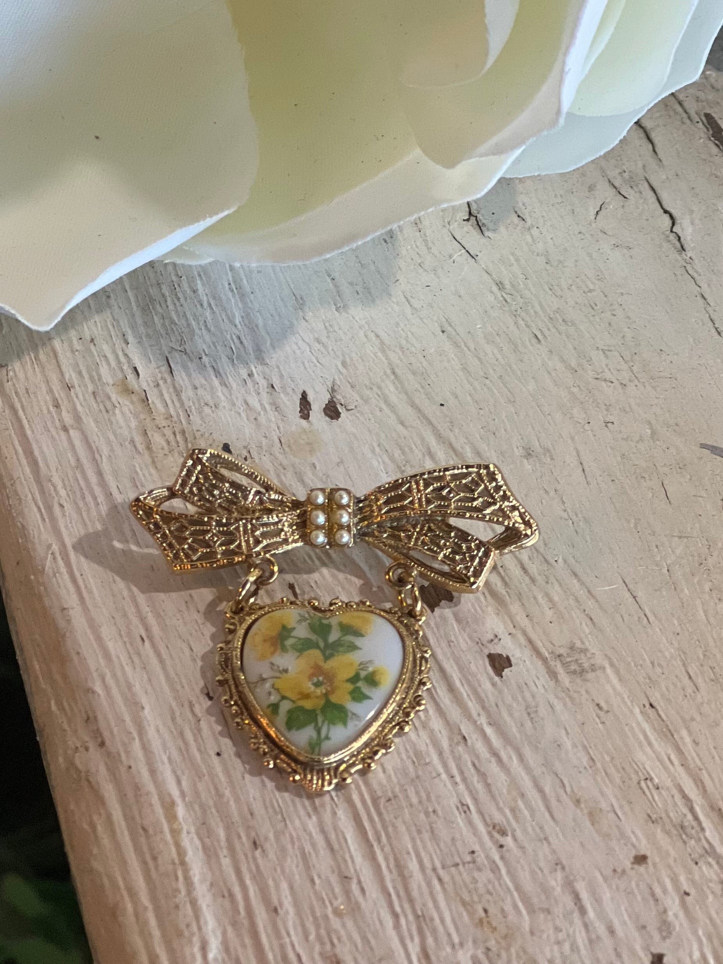 Vintage Bow & Heart Brooch