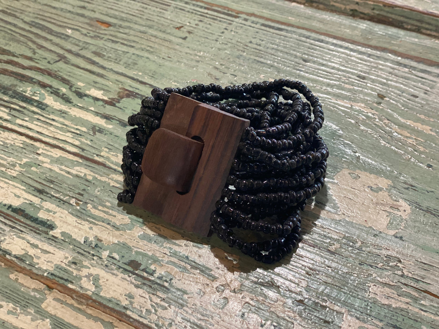 Beaded Strand Bracelet with Wood Clasp Black