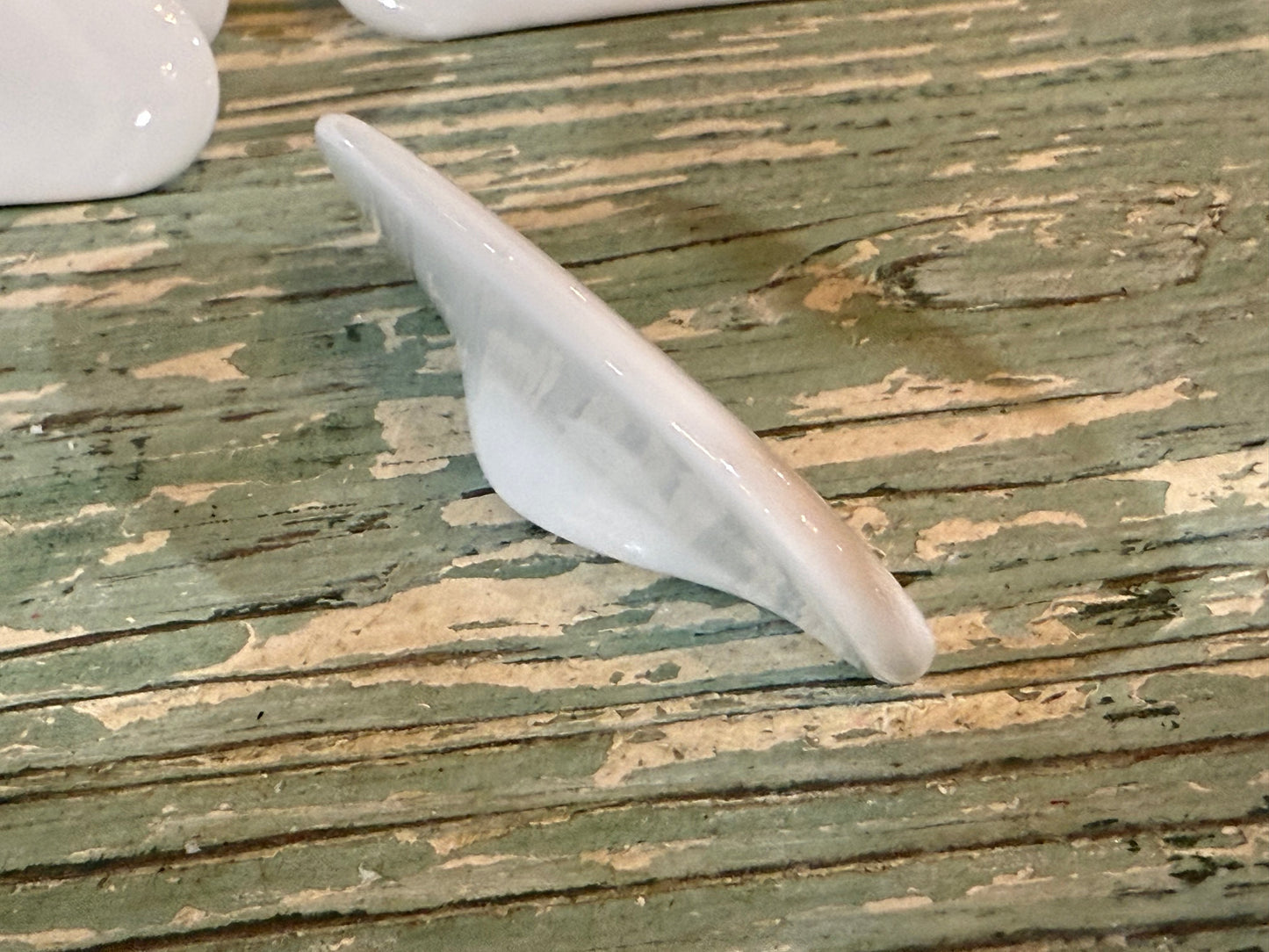 Vintage White Porcelain Knife Rests – Set of 6 + Bonus Place Card Holder