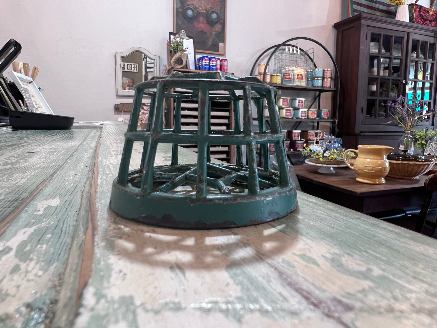 Dazey Mfg Co NY No. 23 Metal Flower Frog