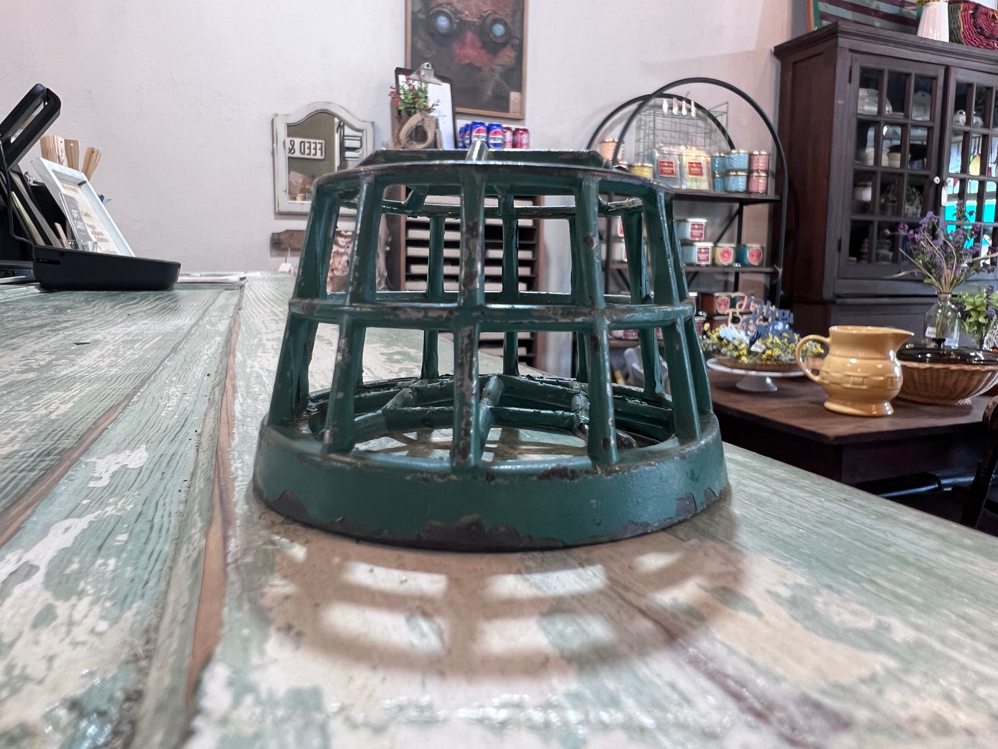 Dazey Mfg Co NY No. 23 Metal Flower Frog