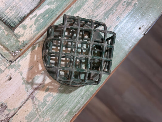 Vintage Dazey Flower Holder Metal Frog Pat.8-29-16 B