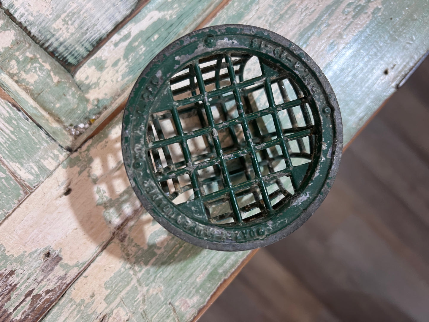 Vintage Dazey Flower Holder Metal Frog Pat.8-29-16 B