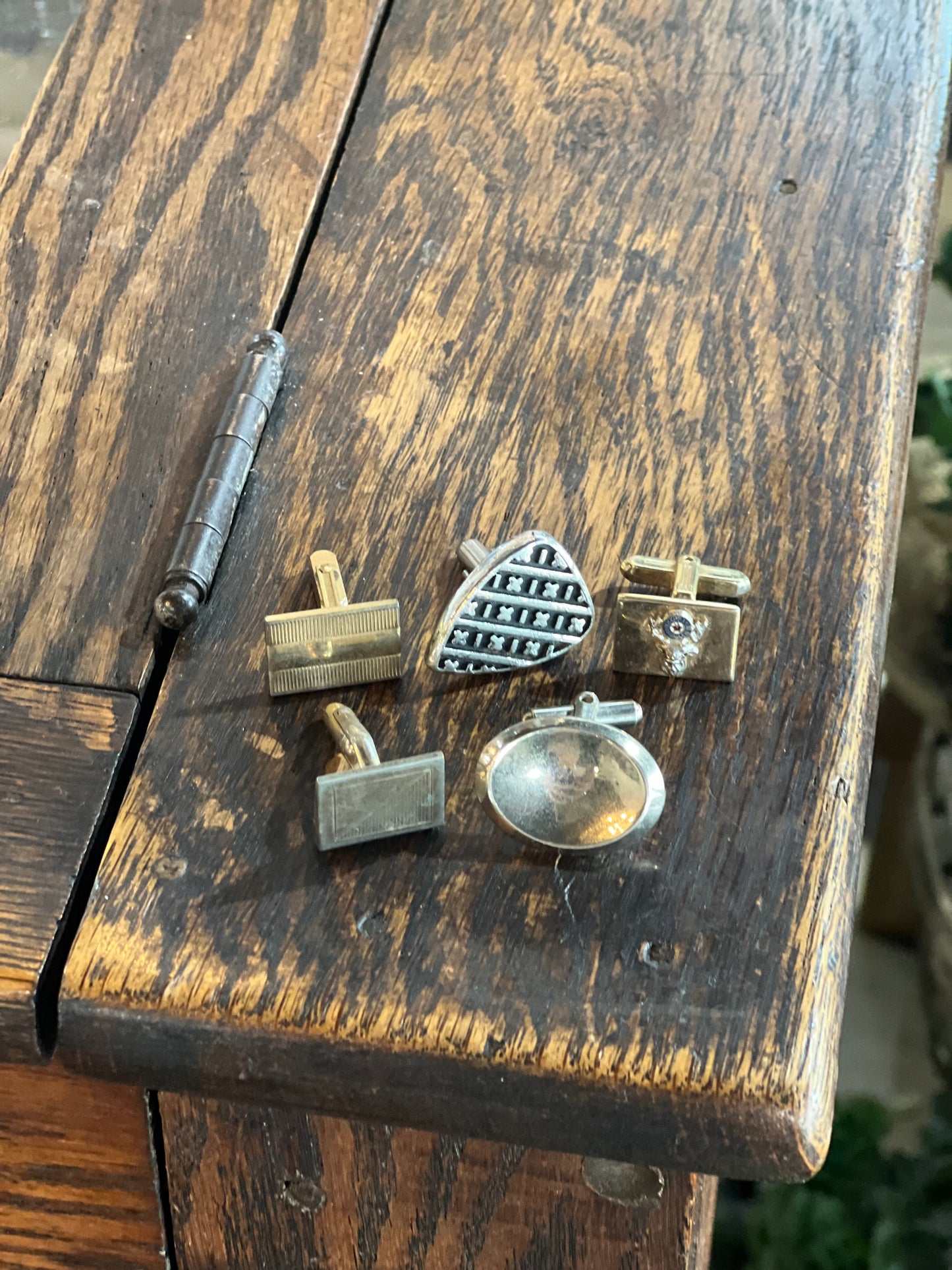 Single Vintage Cufflink