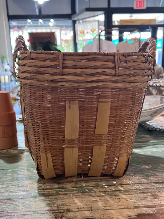 Harvest Vintage Basket