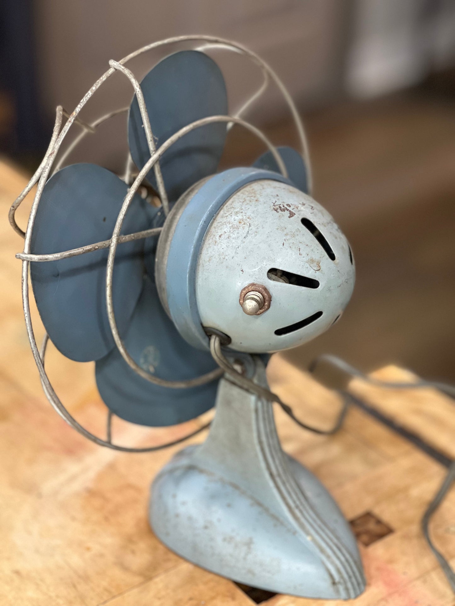 Silex Handy Breeze Electric Desk Fan