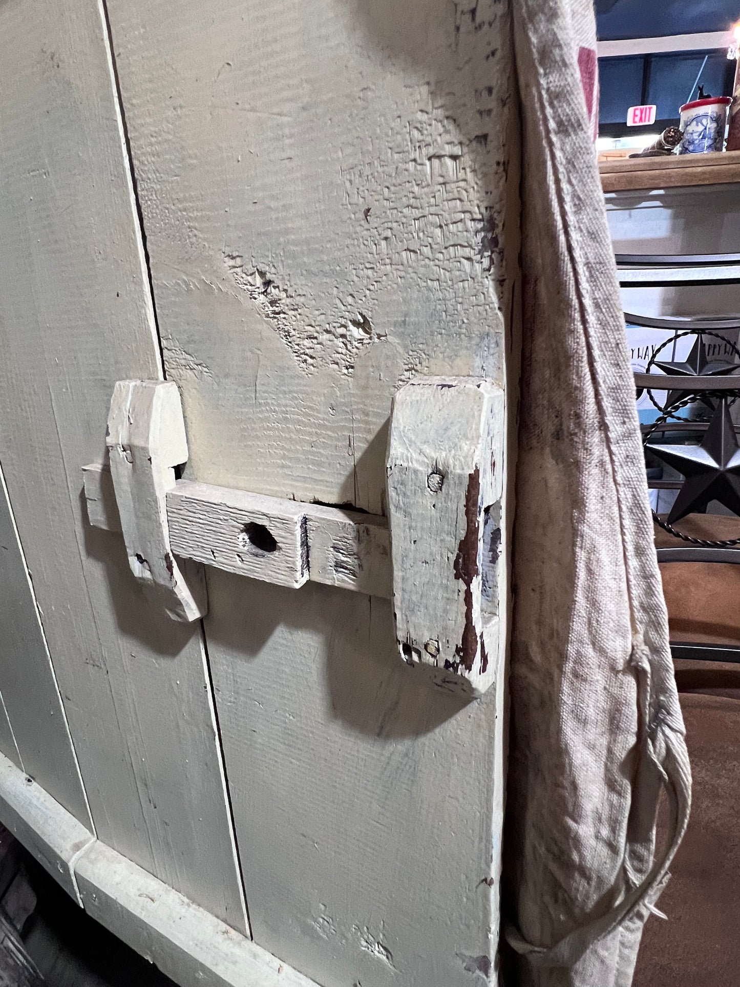 Chippy 1 Door Cupboard Jelly Cabinet