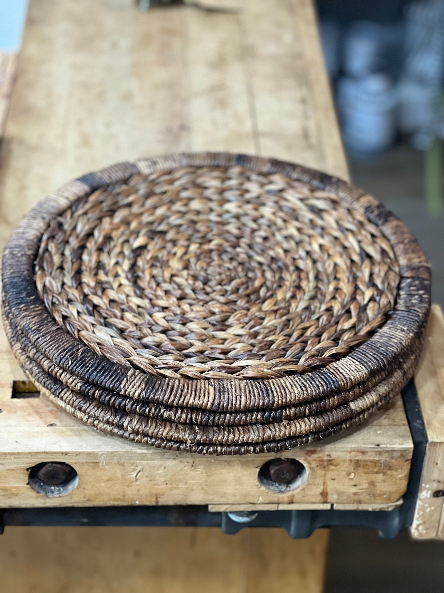 Set of 4 Woven Rattan 2-Toned Chargers