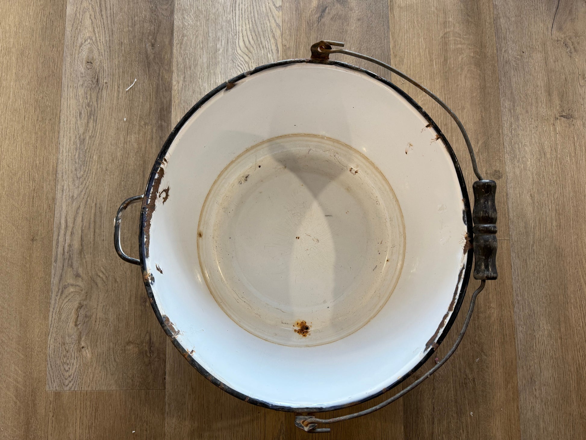 14.5" White & Black Handled Enamelware pan