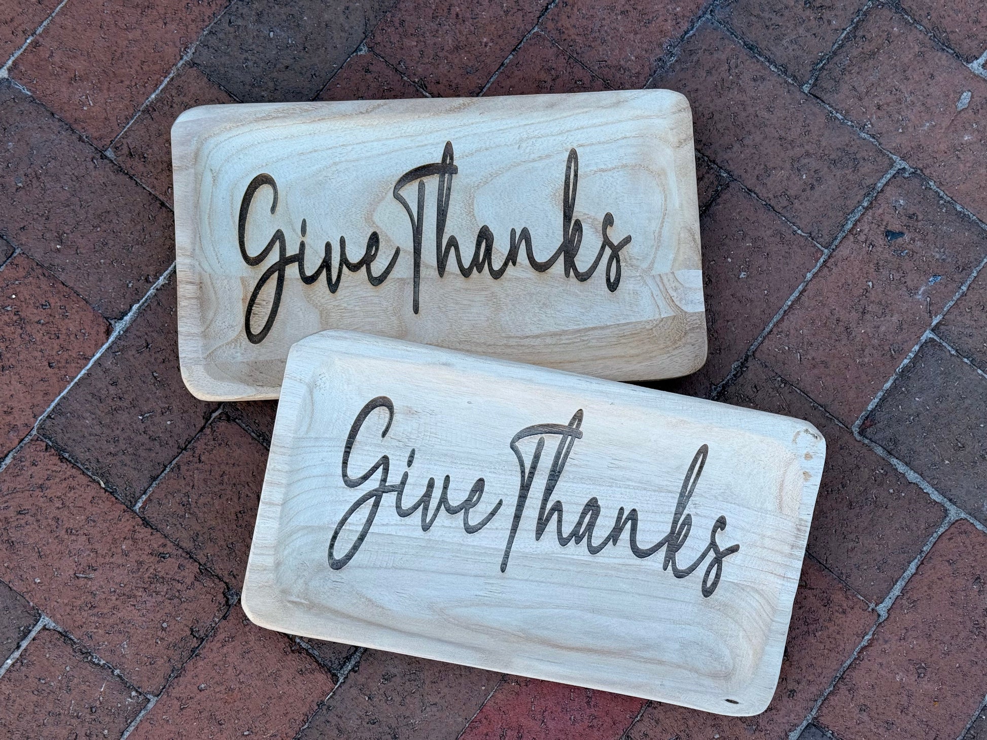 "Give Thanks" Wooden Bowl Large