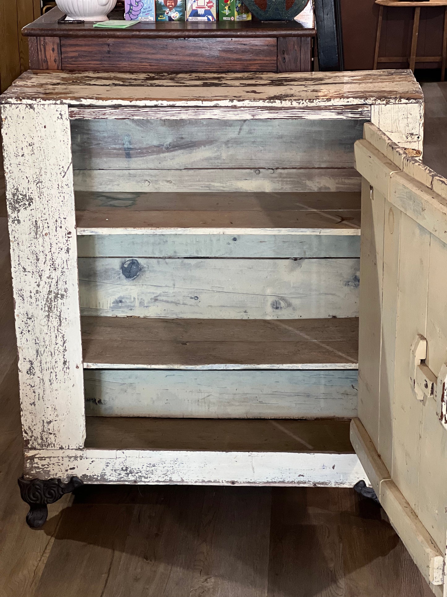 Chippy 1 Door Cupboard Jelly Cabinet