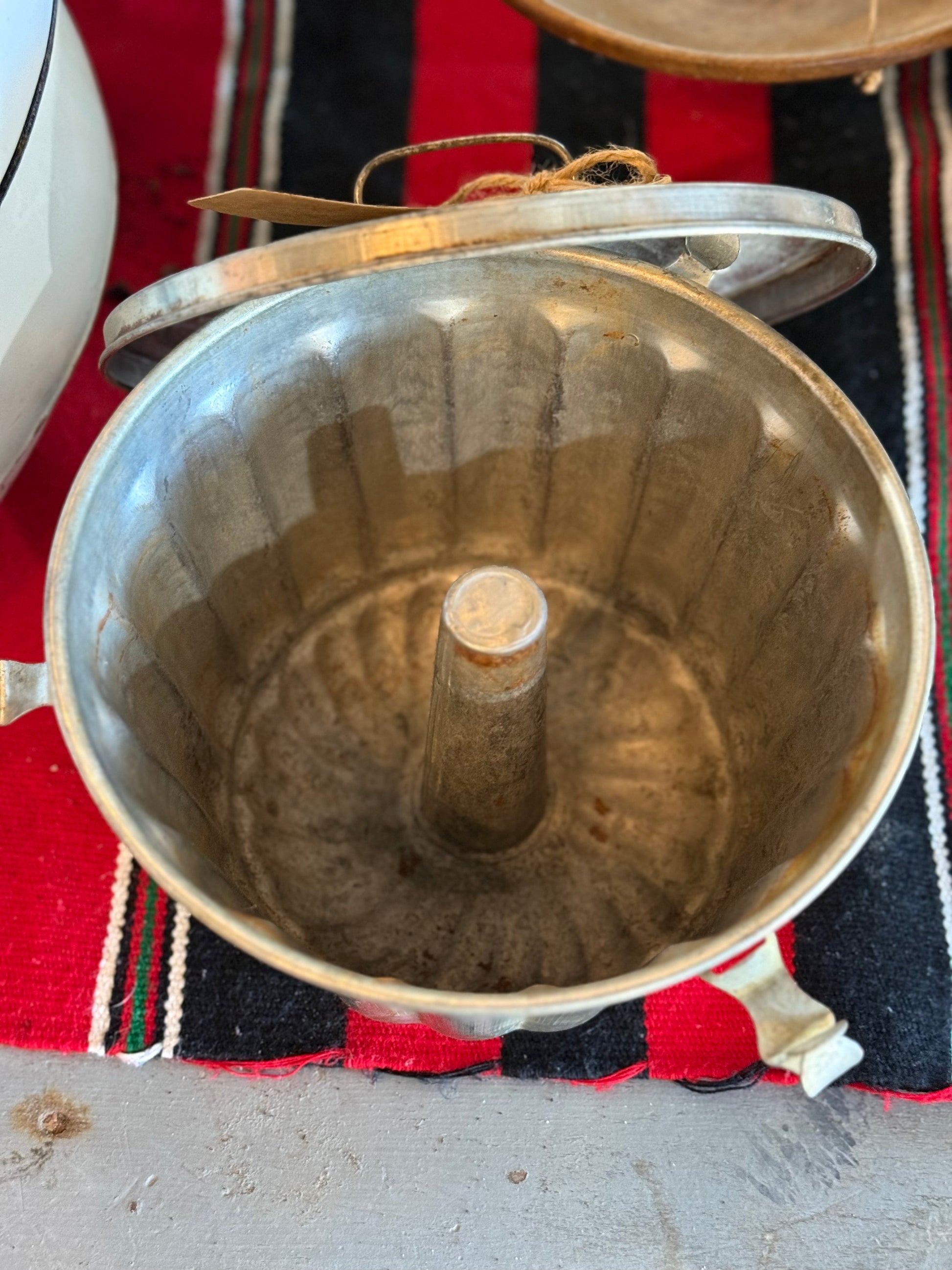 Vintage Jello Mold with Lid