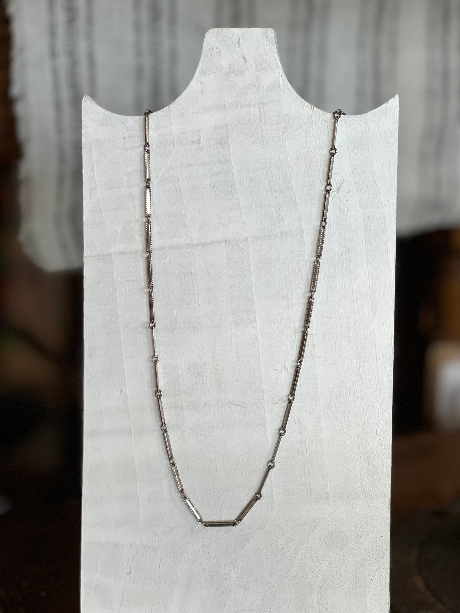 Vintage Silver-Tone Textured Bar &amp; Link Endless Chain Necklace - 28"