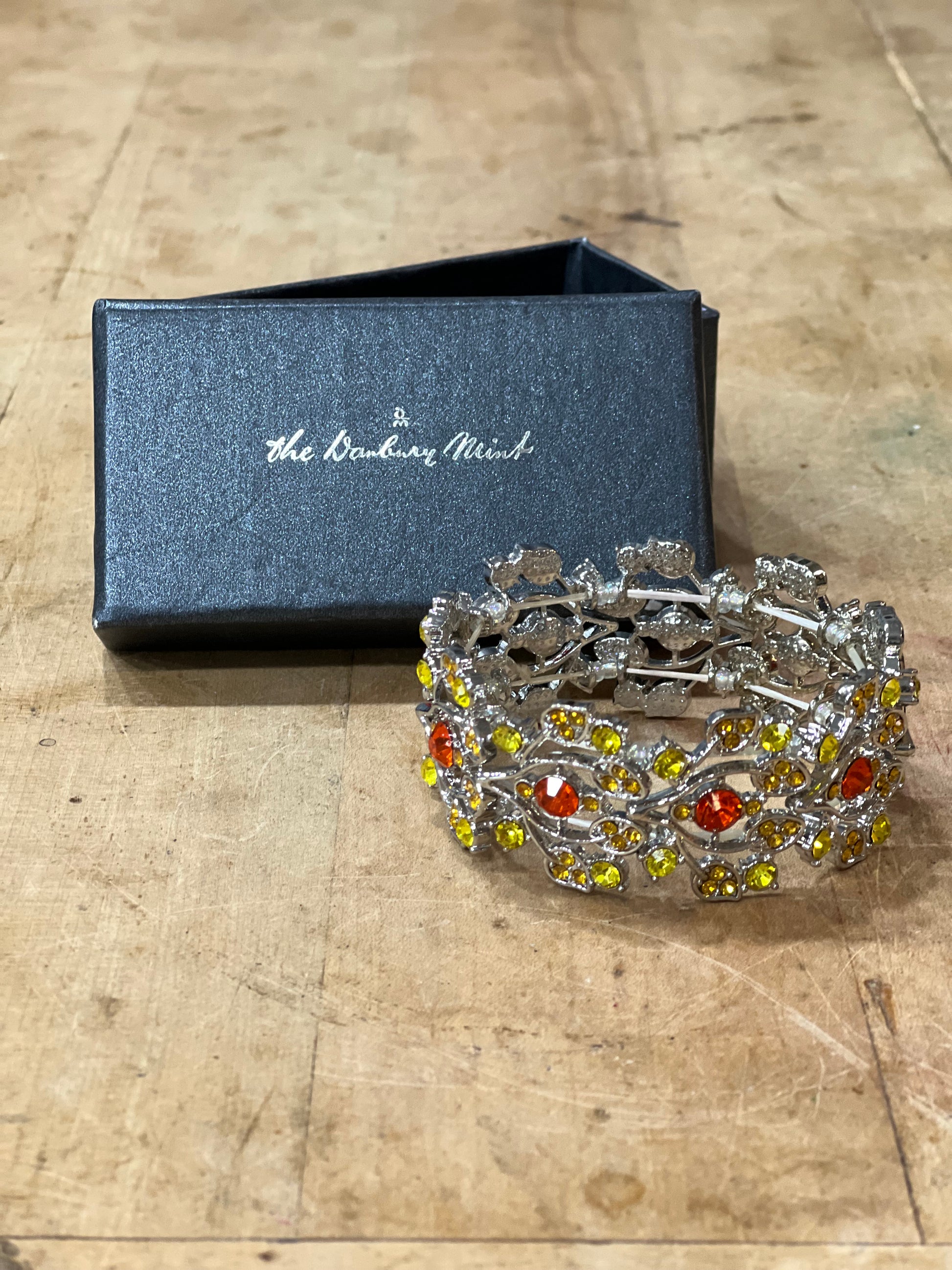 Danbury Mint Seasonal Sensations Autumn Leaves Stretch Bracelet