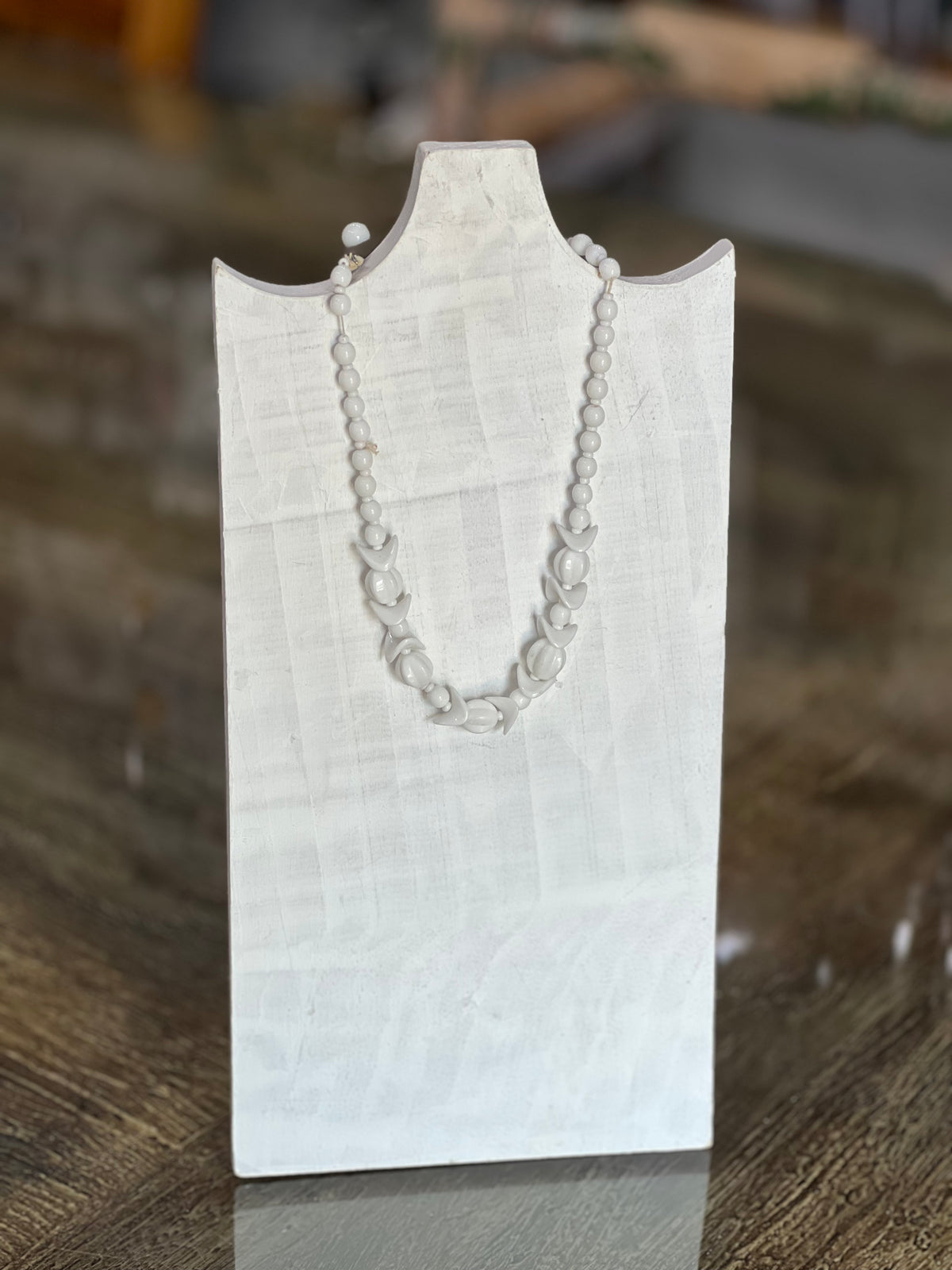 Vintage Mid-Century Signed Japan Sculpted Milk Glass Crescent and Pod Link Necklace