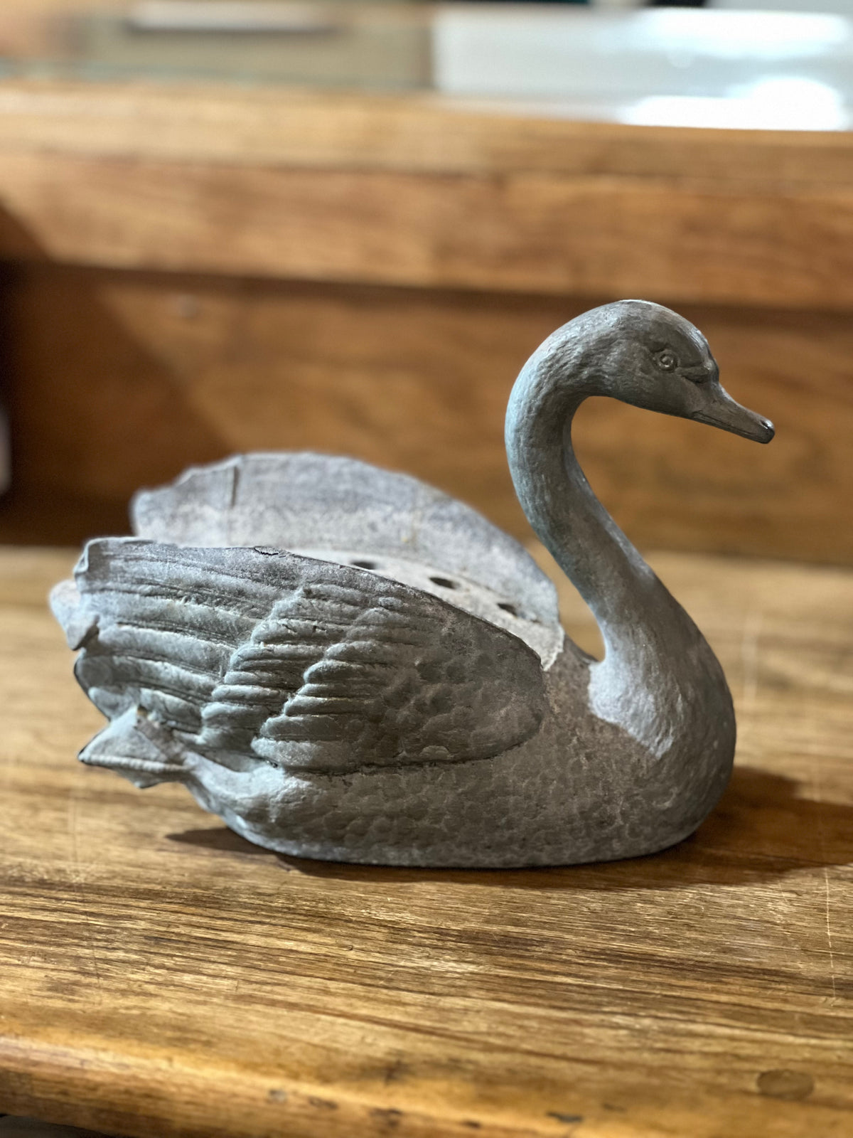 vintage Petites Choses heavy die-cast metal swan.