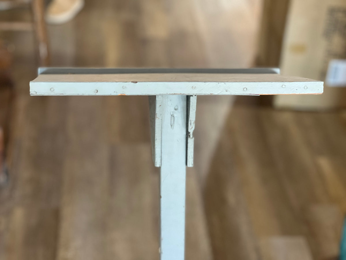 44.5" Vintage Gray Wooden Podium Stand – Slanted Display Lectern