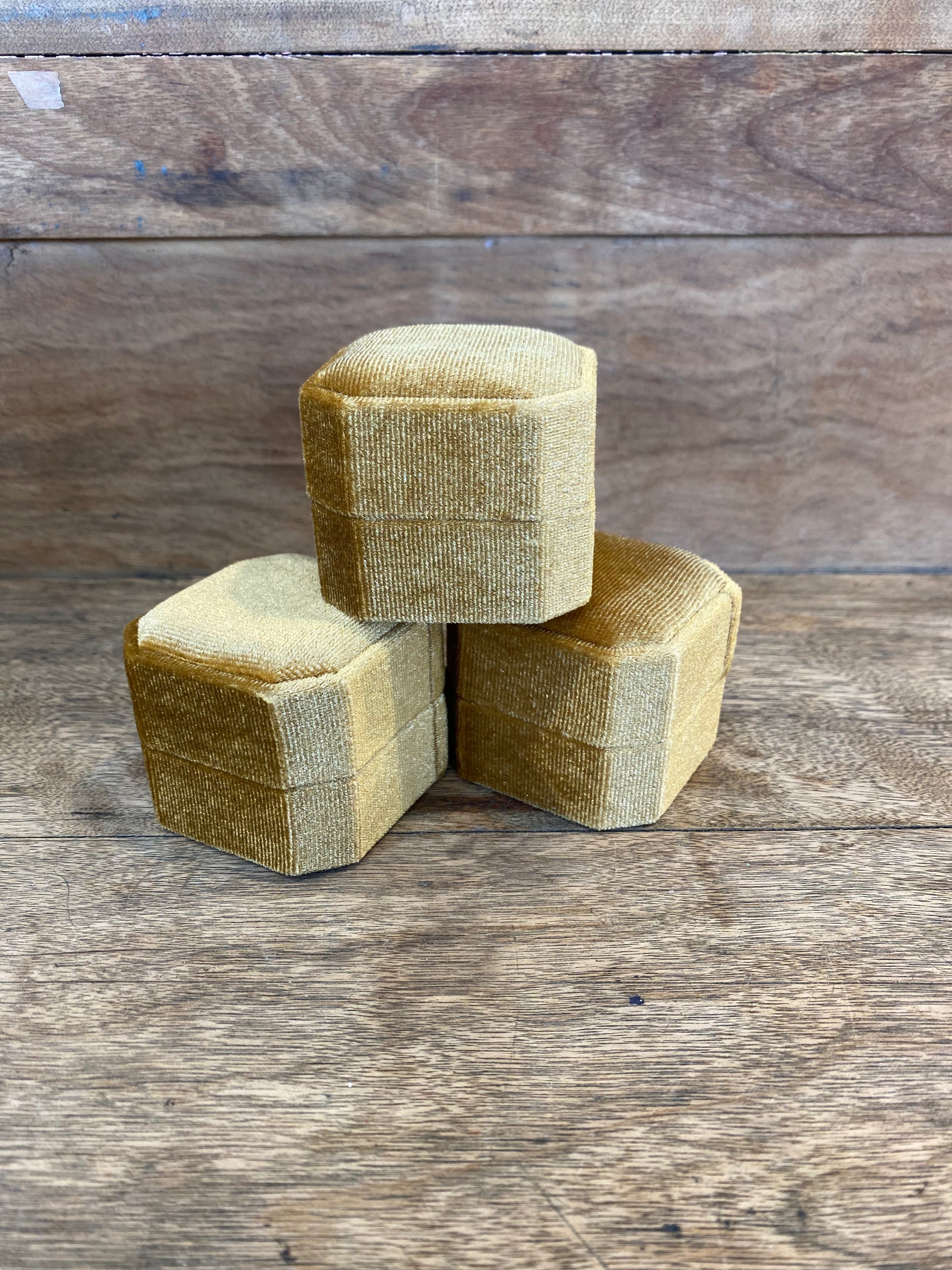 Velvet Ring Box Mustard Gold