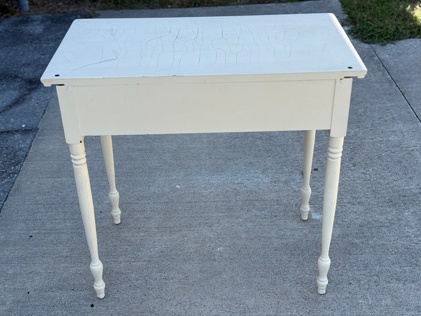 Vintage Cream Vanity or Desk with one Drawer