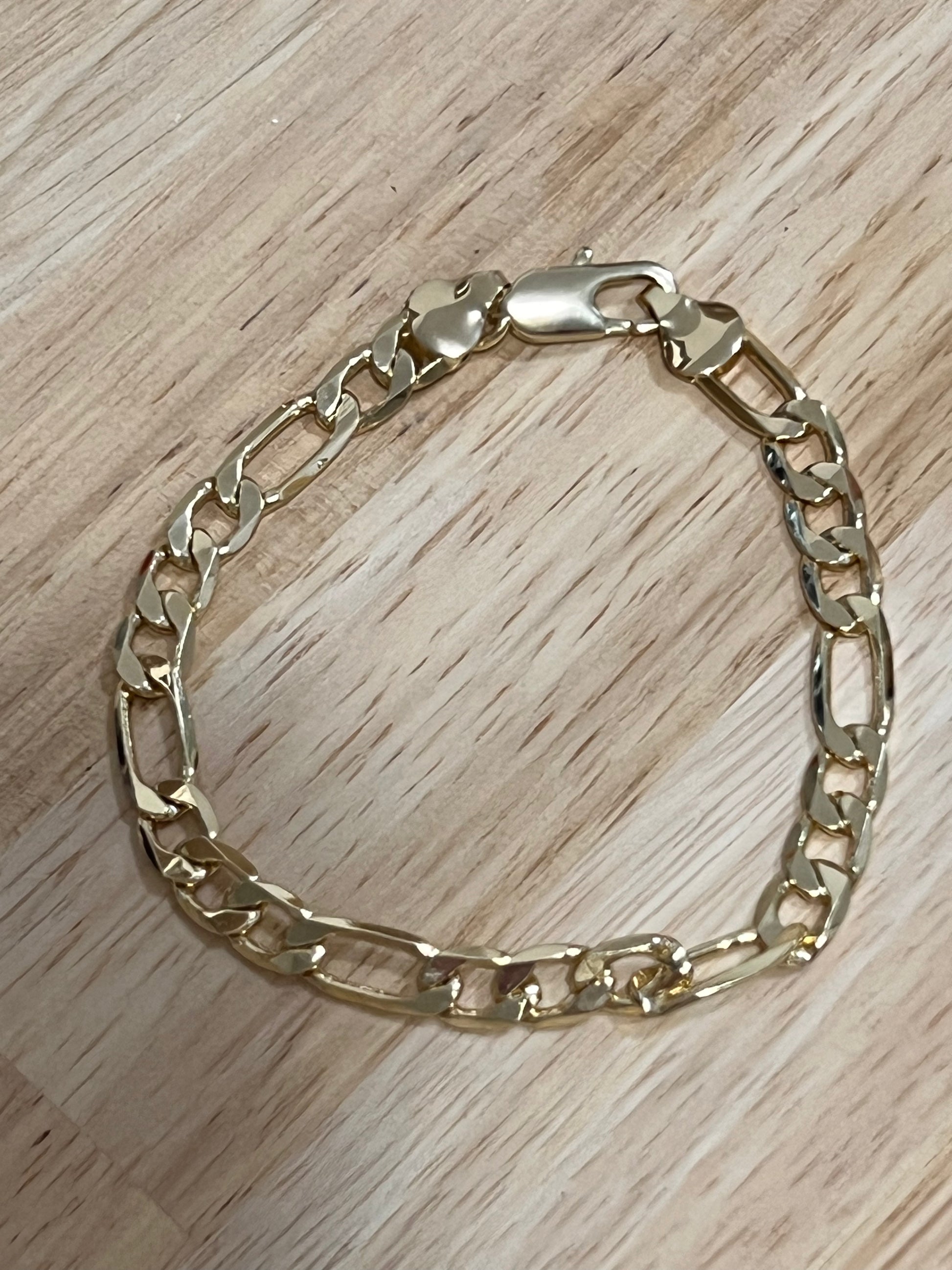 Gold Filled Figaro Medium Links Bracelet 7.5"