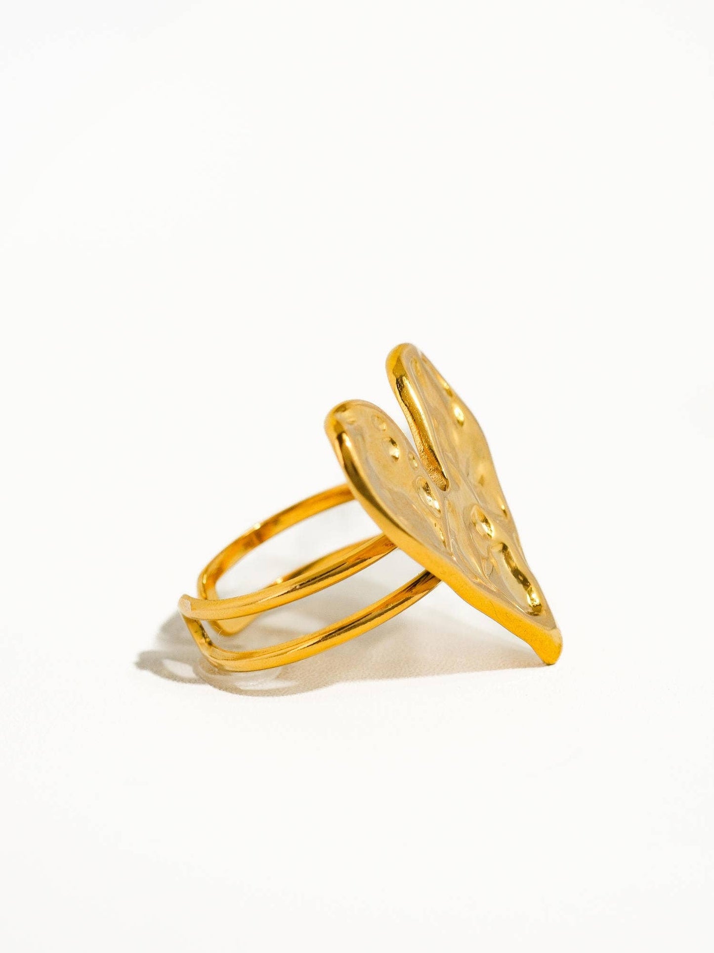 Irene 18K Gold-Plated Non-Tarnish Heart Ring: Yellow Gold