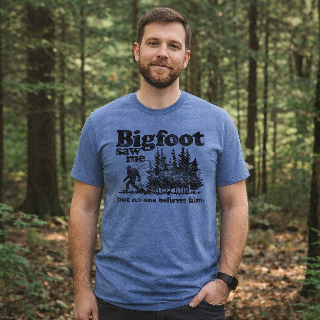 Bigfoot Saw Me Men's T Shirt: Heather Light Blue