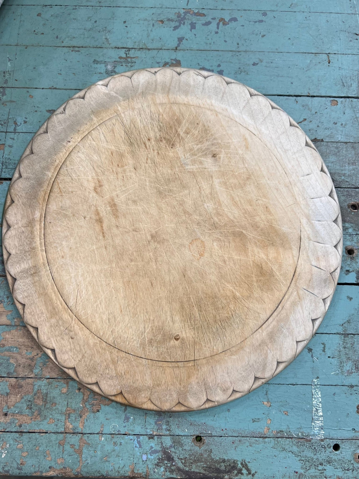 Antique Hand-Carved Round Wooden Bread Board with Scalloped Rim (12”D)cutting board
