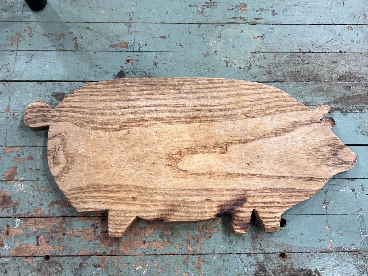 Antique Primitive Hand-Carved Pig Wooden Cutting Boardcutting board