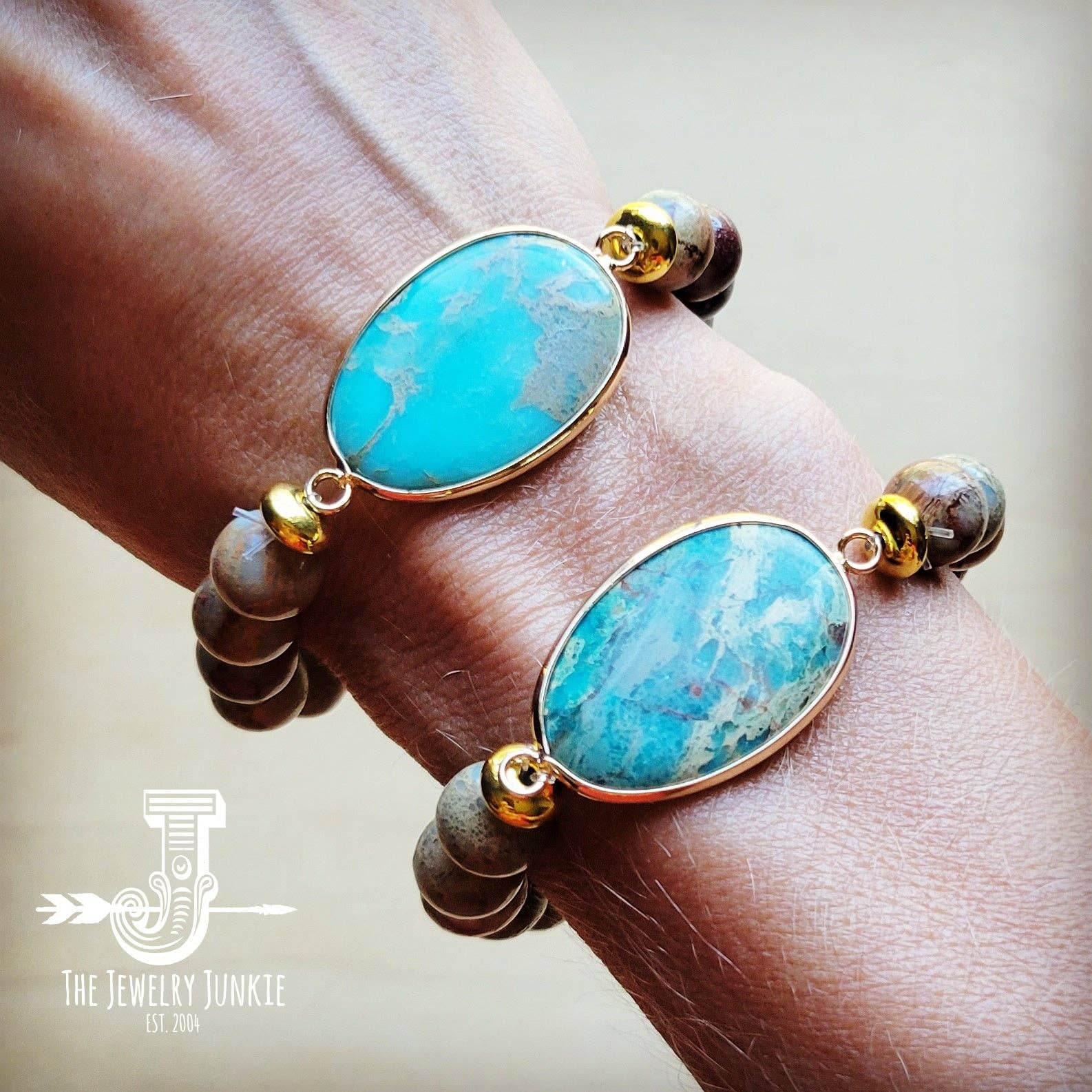 Aqua Terra Beaded Bracelet with Center Accent 809n: Blue