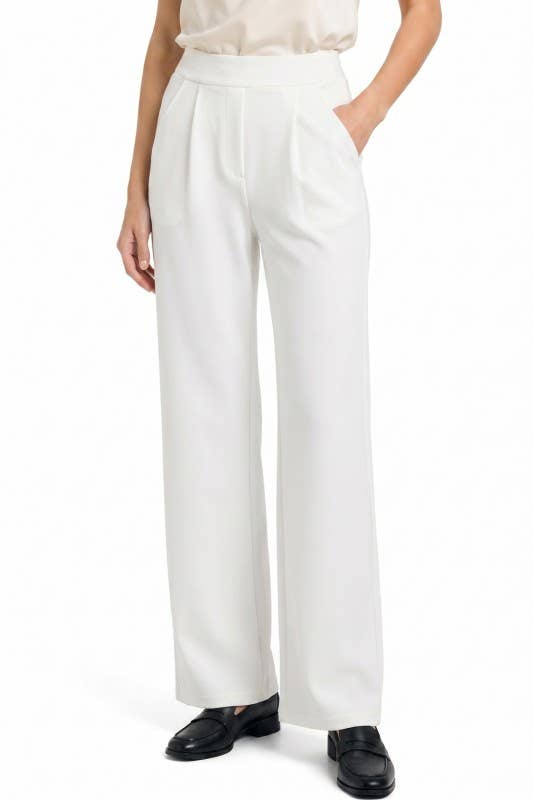 Air Scuba Oversized Pants: Black MIO WHOLESALE
