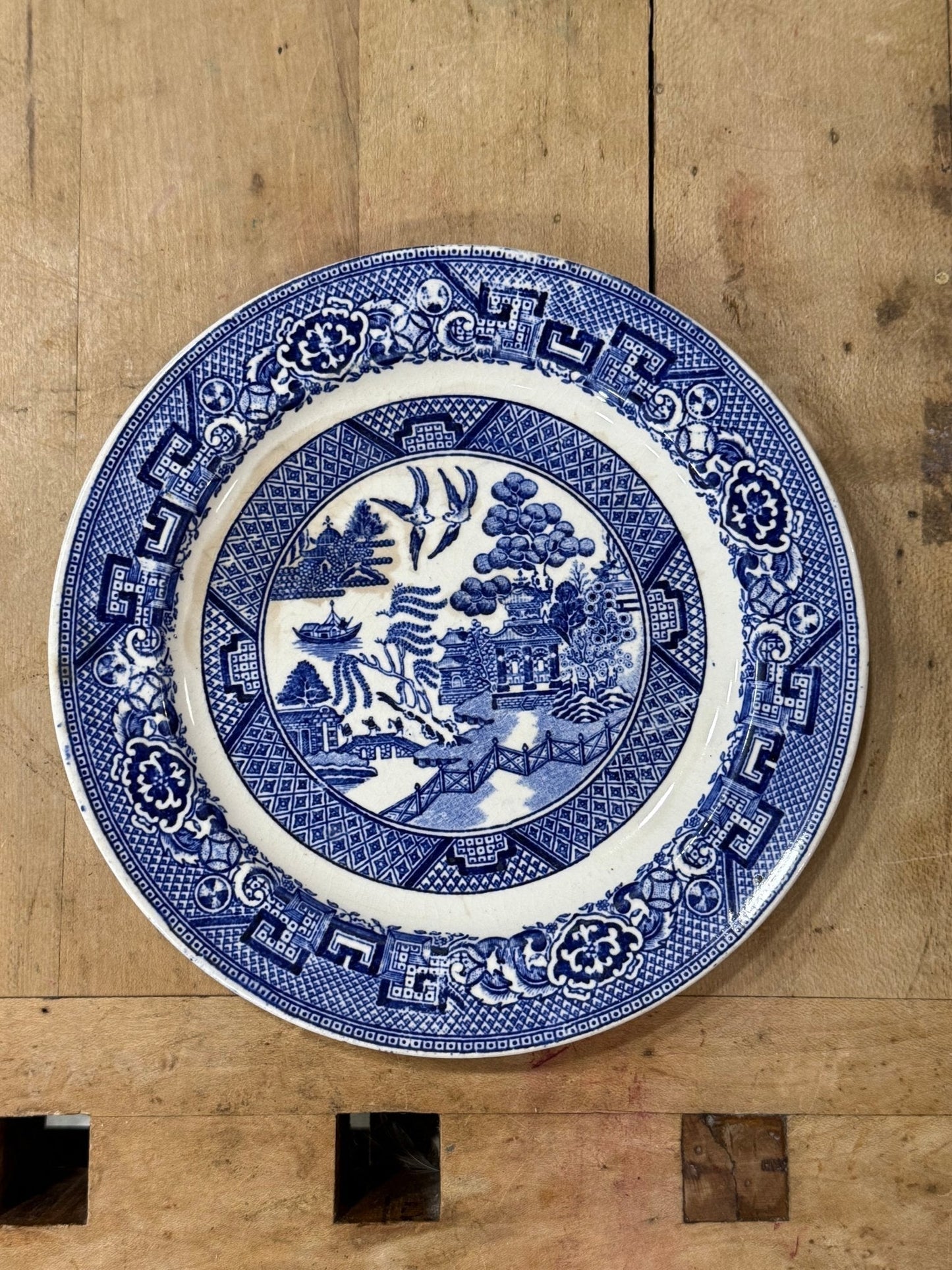 Blue Willow Pattern Tableware 