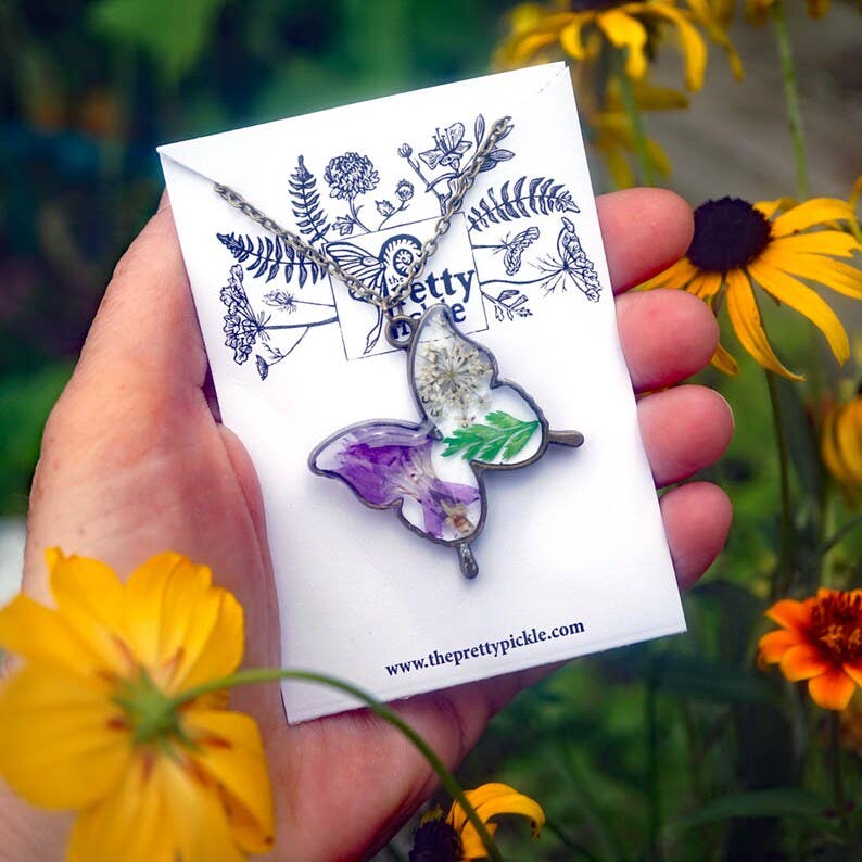 Botanical Butterfly Necklace, Real Pressed Flowers, Butterfly Shaped Pendant, Purple Flower, Lace Flower, Flowers in Resin