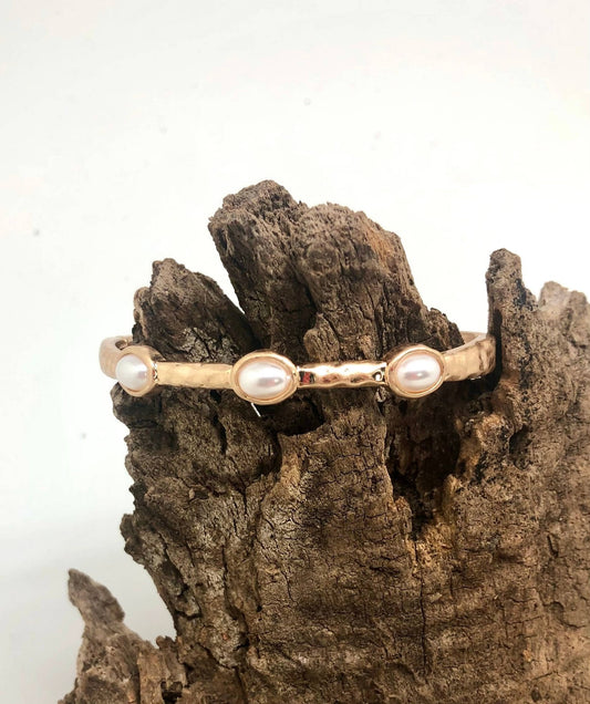 Bracelet 6 Oval Glass Pearl MatteGold w/SafetyHook Clasp - The Mustard Seed Collection, The Seed