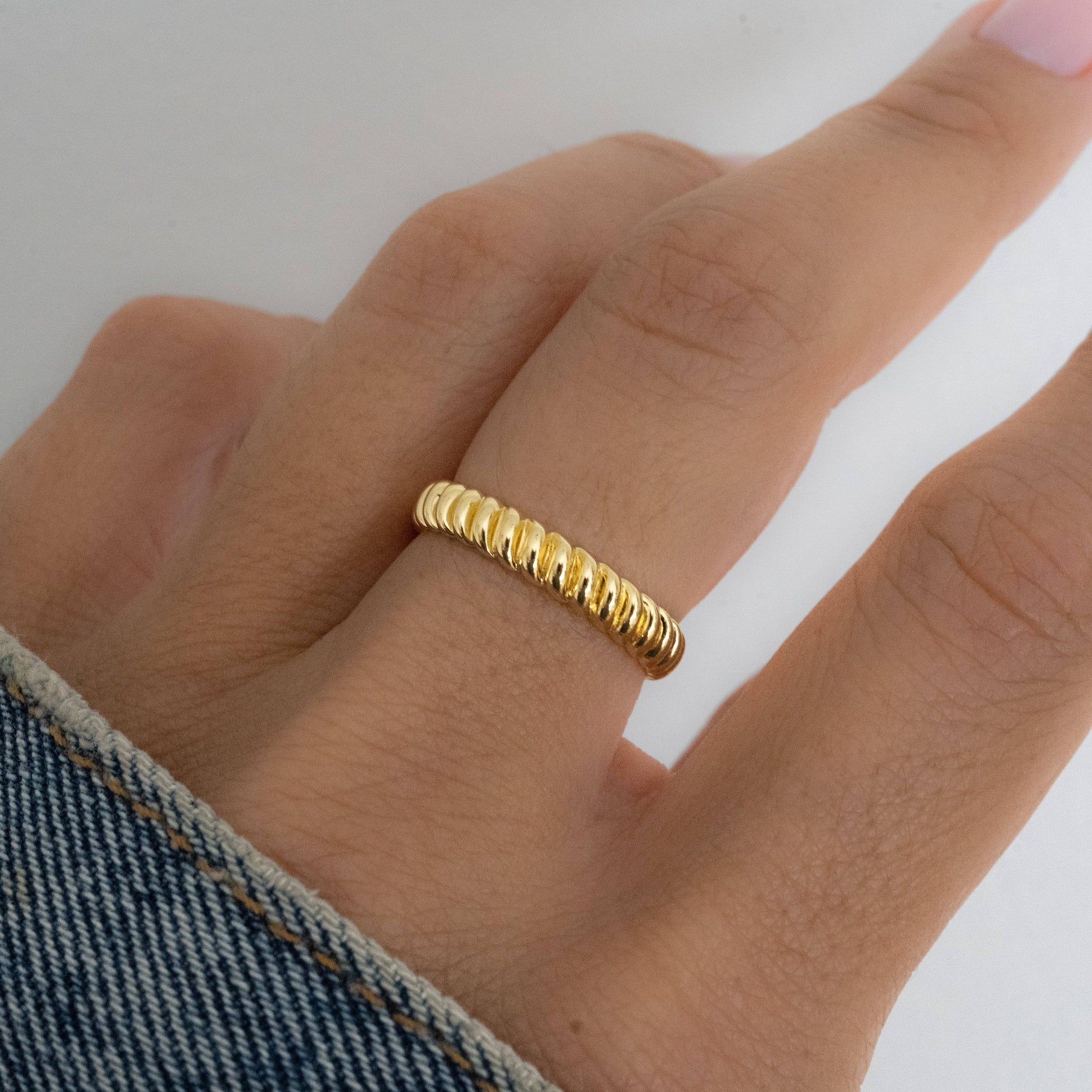 Textured Stacking Ring: Gold / 6