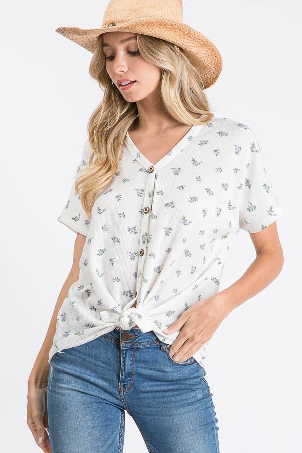 Casual Floral Button-Down Women's Top: Ivory/Lavender