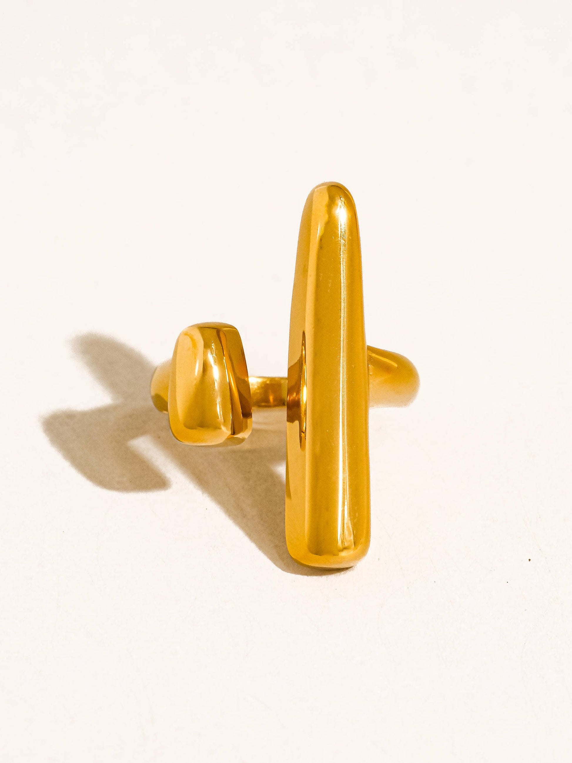 18K Gold Non-Tarnish Statement Rings: Emberra-Pearl
