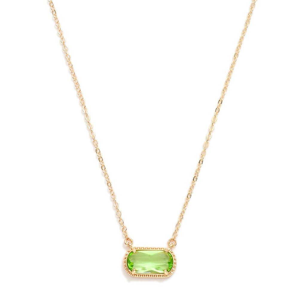 Chain Link Necklace Featuring Glass Crystal Pendant 