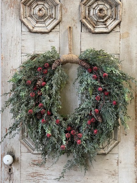 Christmas 28" Shining Balsam Berry Wreathwreath