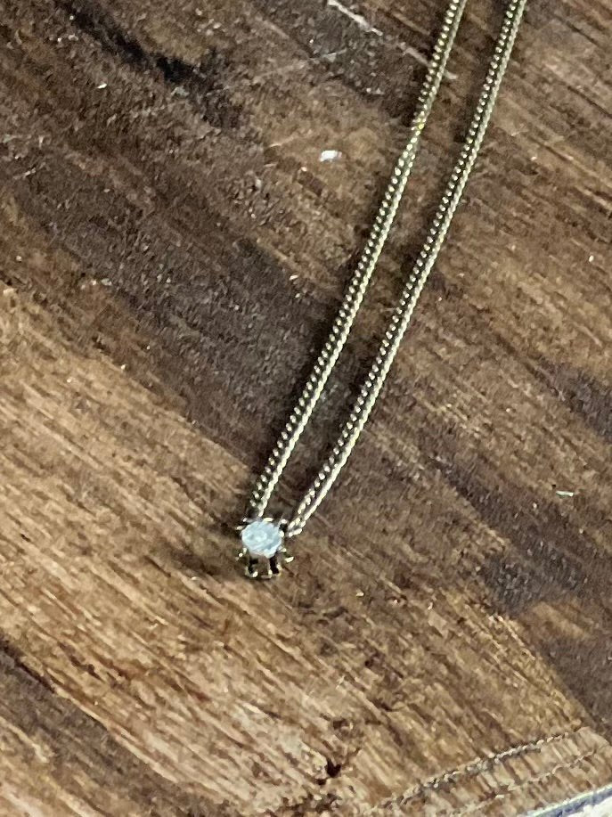 Classic 18” Gold Tone Solitaire Rhinestone Pendant Necklace