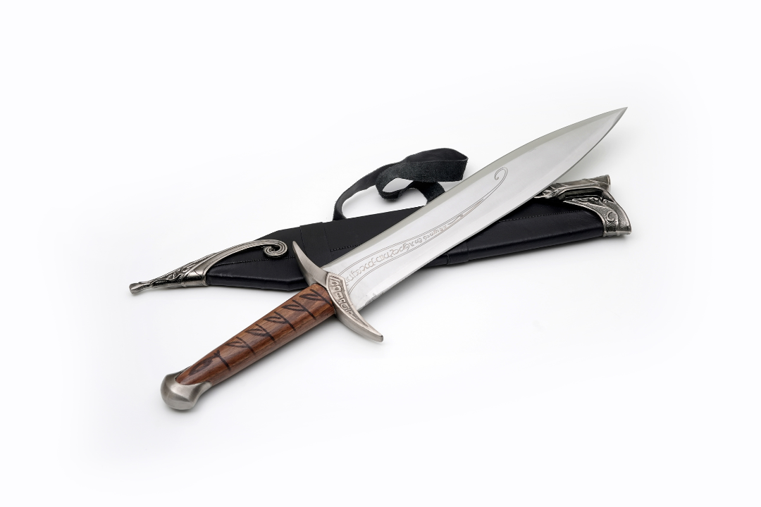 Hand-Forged "The Sting" - Elven Short with Etched Blade & Or