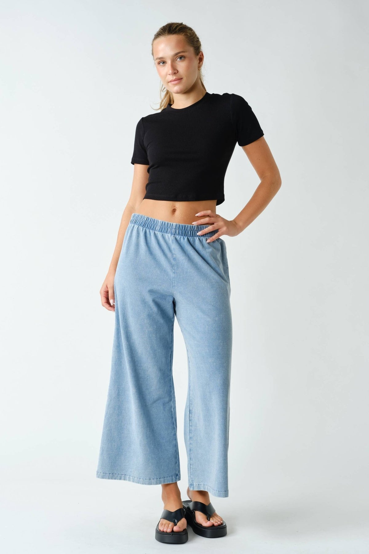 Daydrift Stretch-Denim Knit Pants: LIGHT DENIM / S:M:L (2:2:2) Mono B