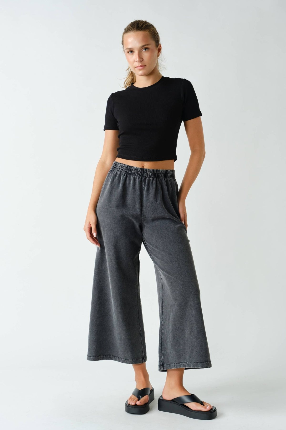 Daydrift Stretch-Denim Knit Pants: LIGHT DENIM / S:M:L (2:2:2) Mono B