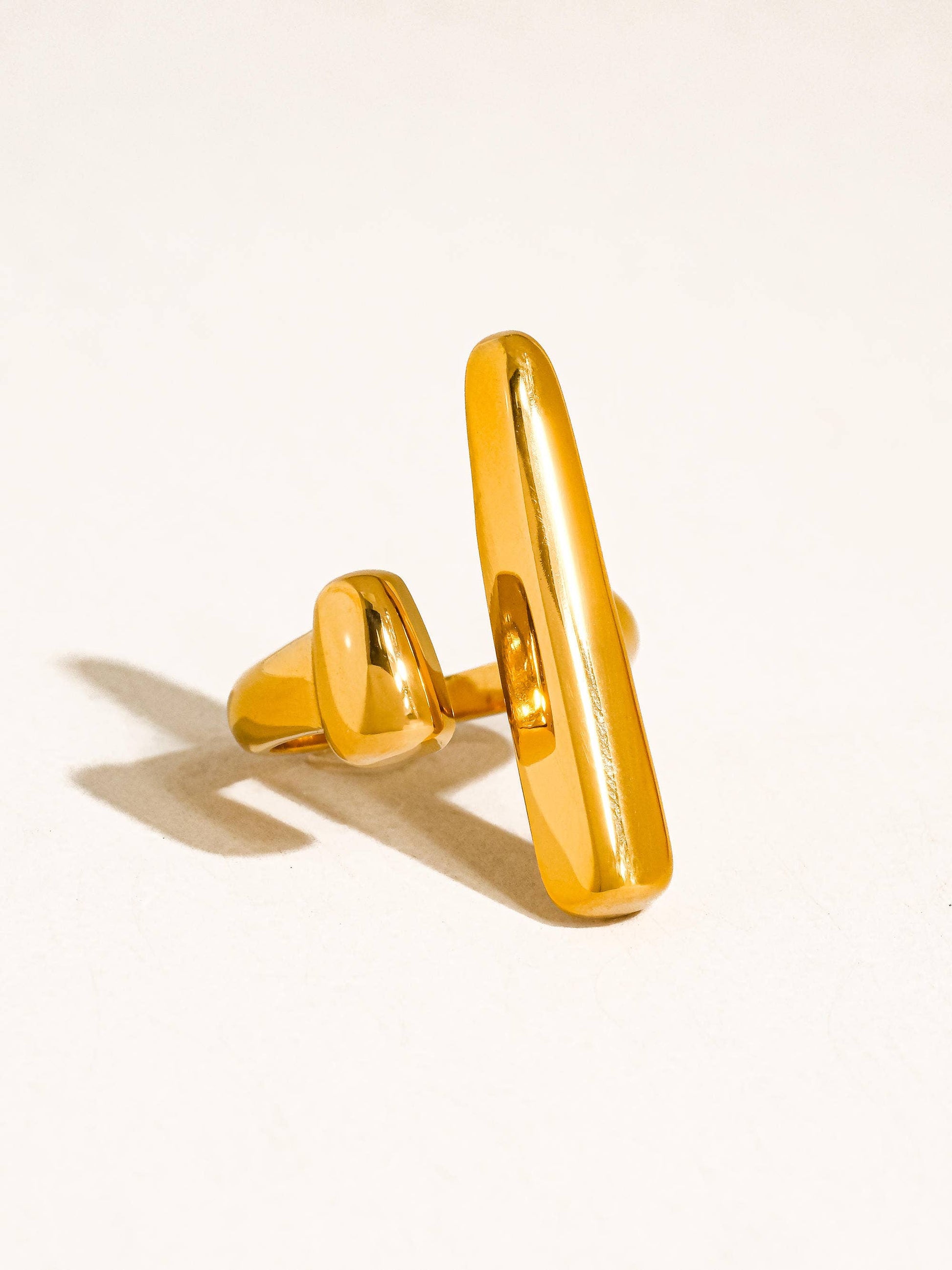 18K Gold Non-Tarnish Statement Rings: Emberra-Pearl