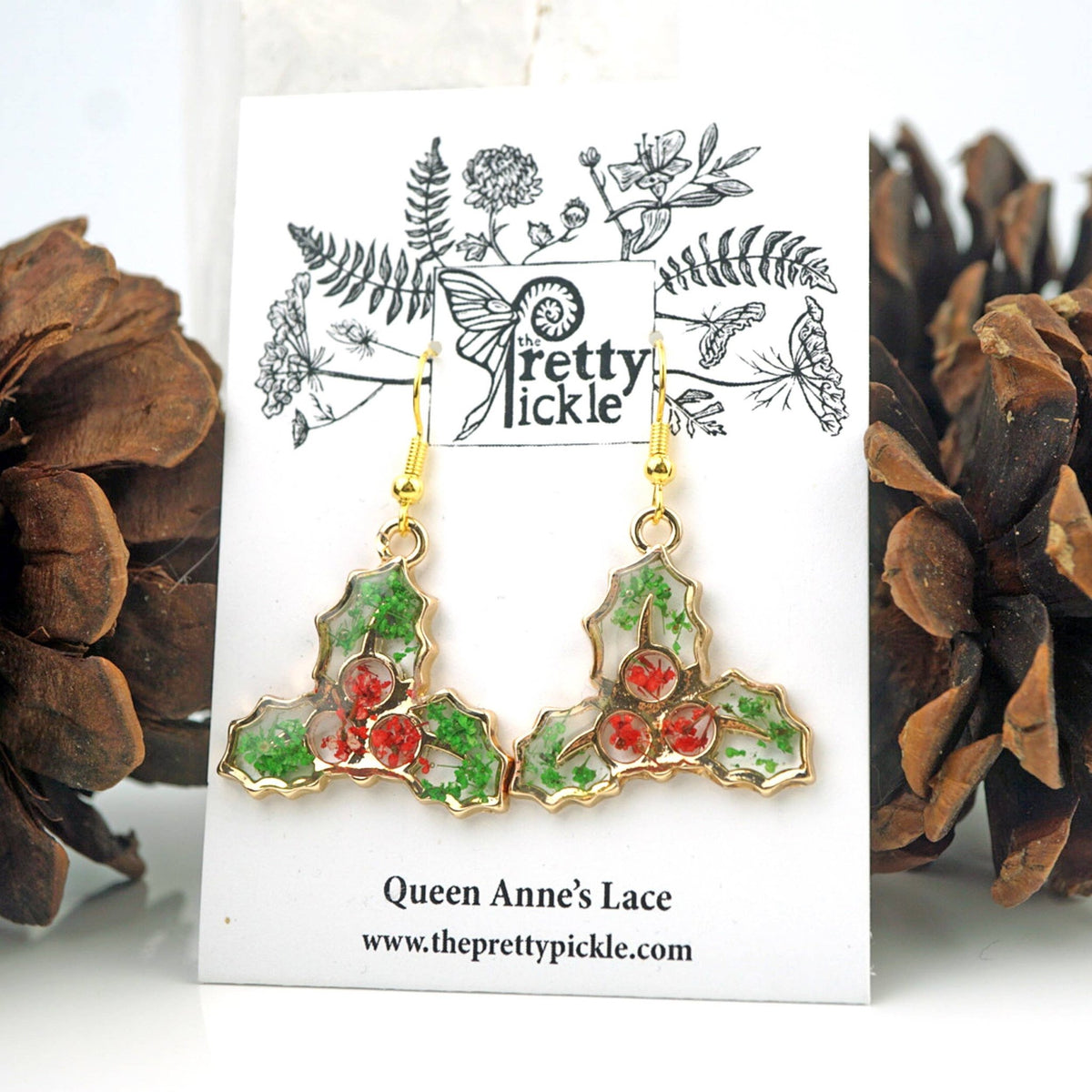 Festive Holly Earrings: Yellow Gold